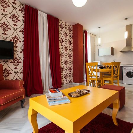 Singular Pilatos Apartment Sevilla Bagian luar foto