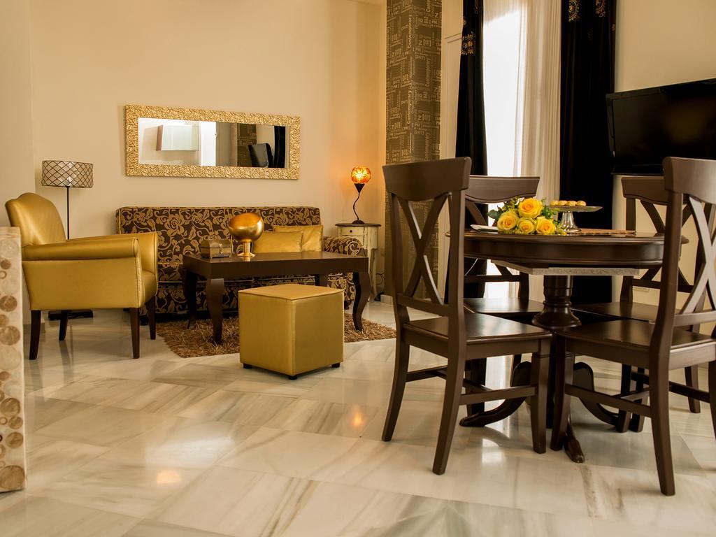Singular Pilatos Apartment Sevilla Bagian luar foto