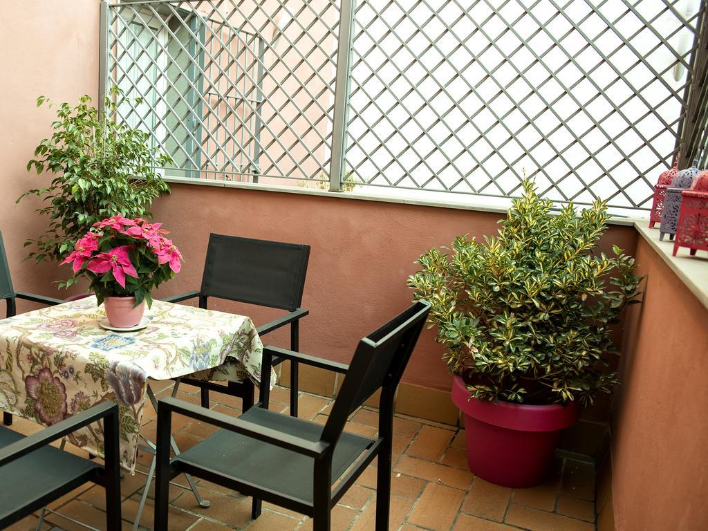 Singular Pilatos Apartment Sevilla Bagian luar foto