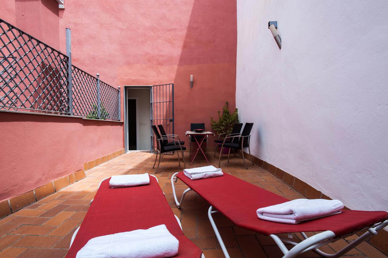 Singular Pilatos Apartment Sevilla Bagian luar foto