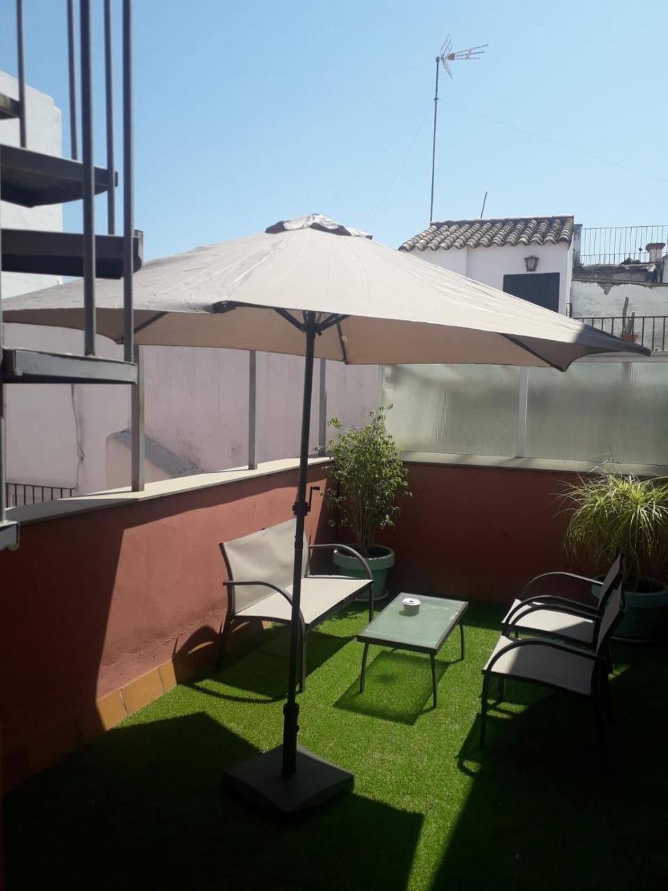 Singular Pilatos Apartment Sevilla Bagian luar foto