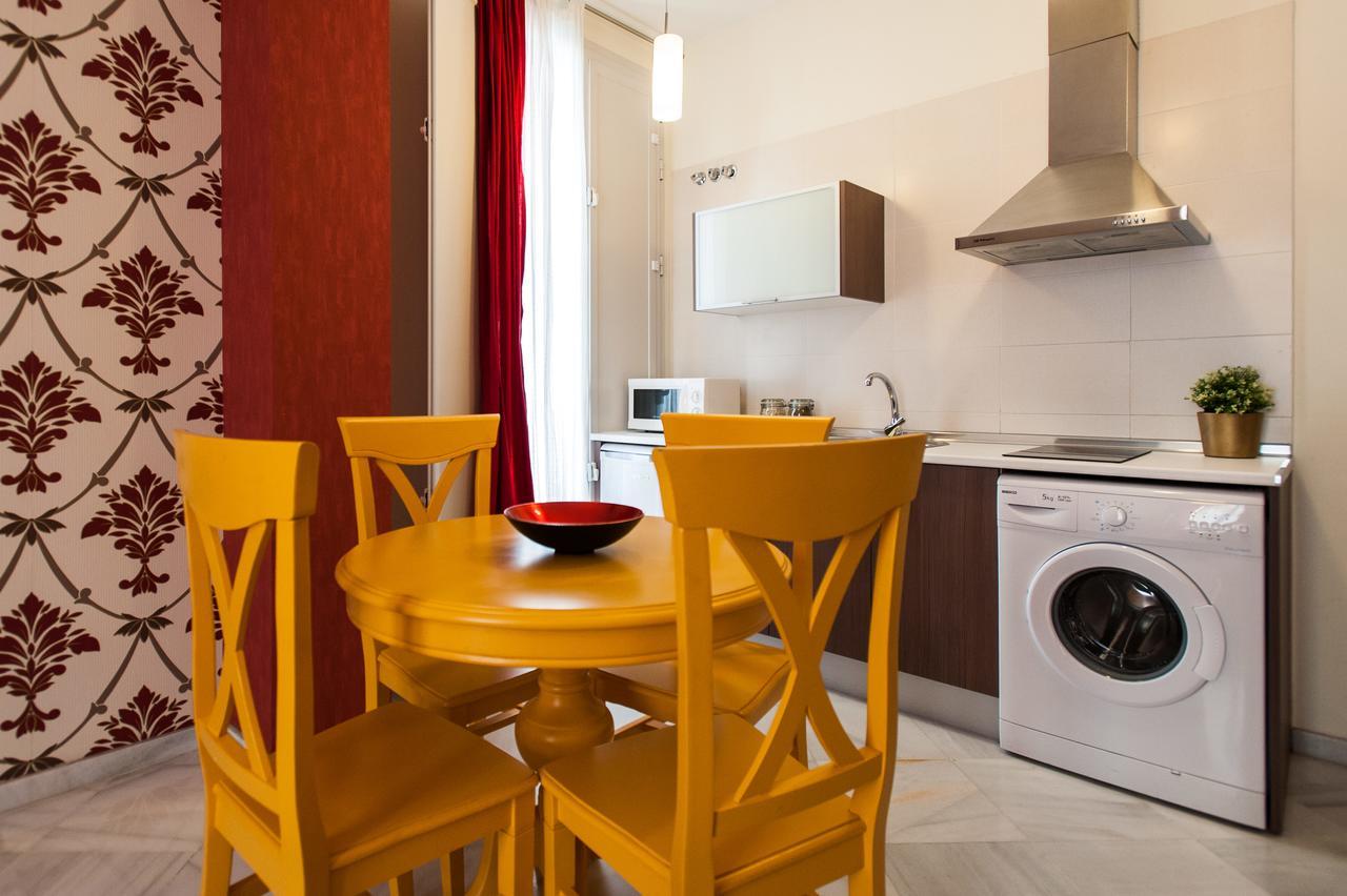 Singular Pilatos Apartment Sevilla Bagian luar foto