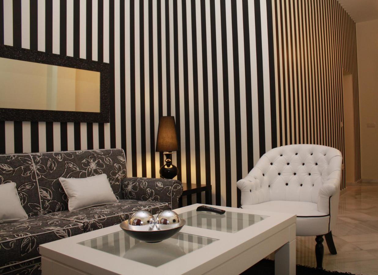 Singular Pilatos Apartment Sevilla Bagian luar foto